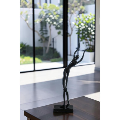 Sculpture en aluminium abstraite de yoga Urdhva Hastasana 8 po x 3 po x H 20 po