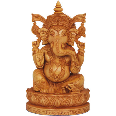Bénédiction Ganesha assise sur un lotus