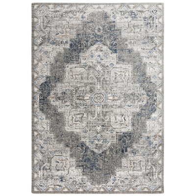 Merek Oriental Indoor Rug