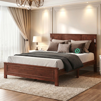 Structure de lit pour grand / très grand lit avec lumières DEL et chargement USB, lit en pin massif avec tête de lit haute, aucun sommier nécessaire, assemblage facile, noyer / blanc