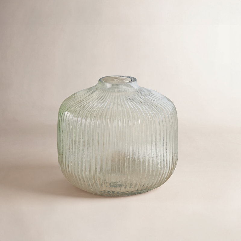 Vase Perry, H 10,65 po x l 10,15 po x P 10,15 po