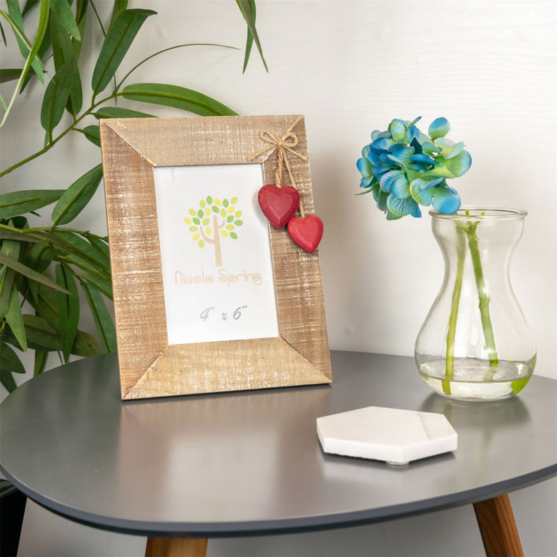 Nicola Spring - Rustic White Hearts Photo Frame - 4 x 6", Red, 17cm H x 22cm W x 10cm D