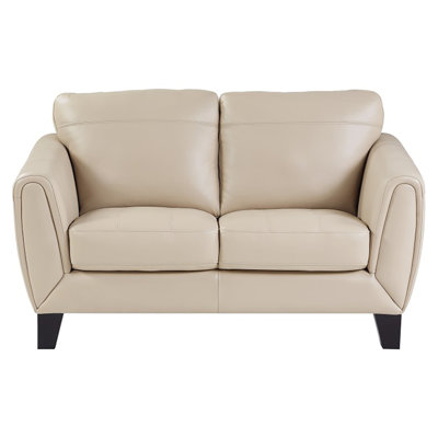Eiyanna Loveseat