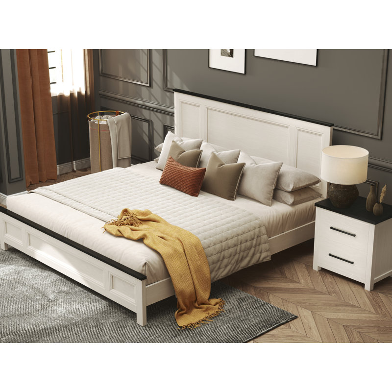 Roundhill Furniture Realynn 3-Piece Wood Bedroom Set, Panel Bed with 2 Nightstands, Off-White Finish, King
