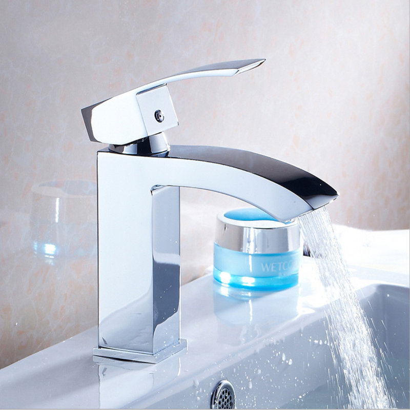 Single-Hole Bathroom Faucet, Chrome