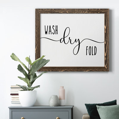 «Wash Dry Fold», art textuel sur toile