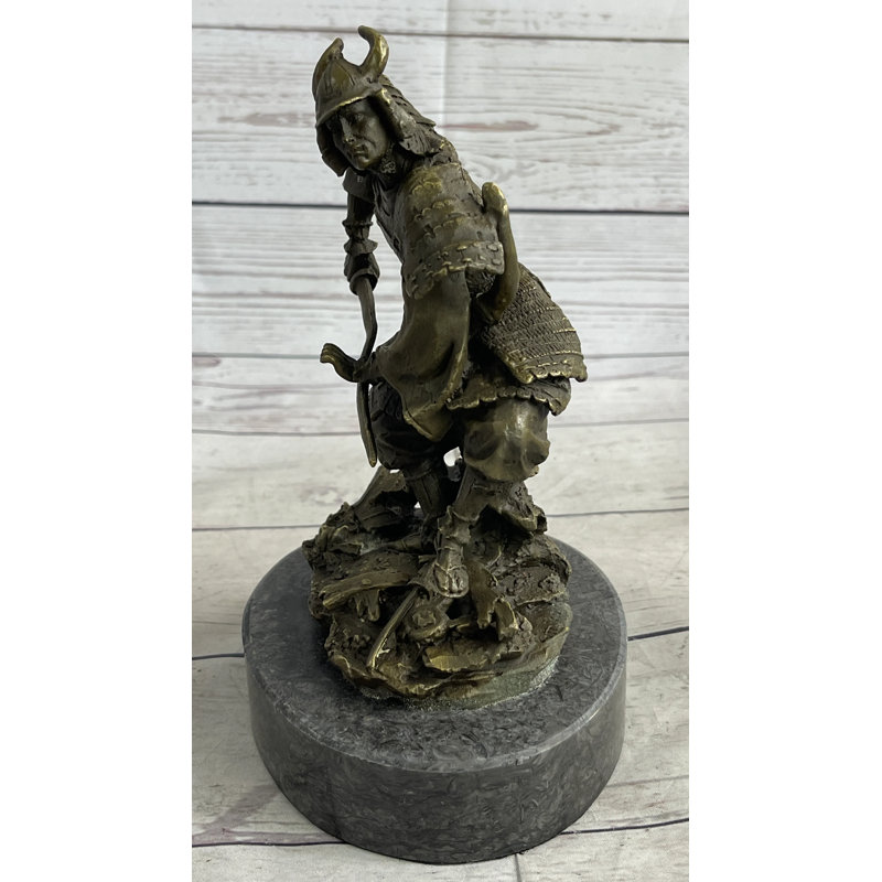 Figurine Karar