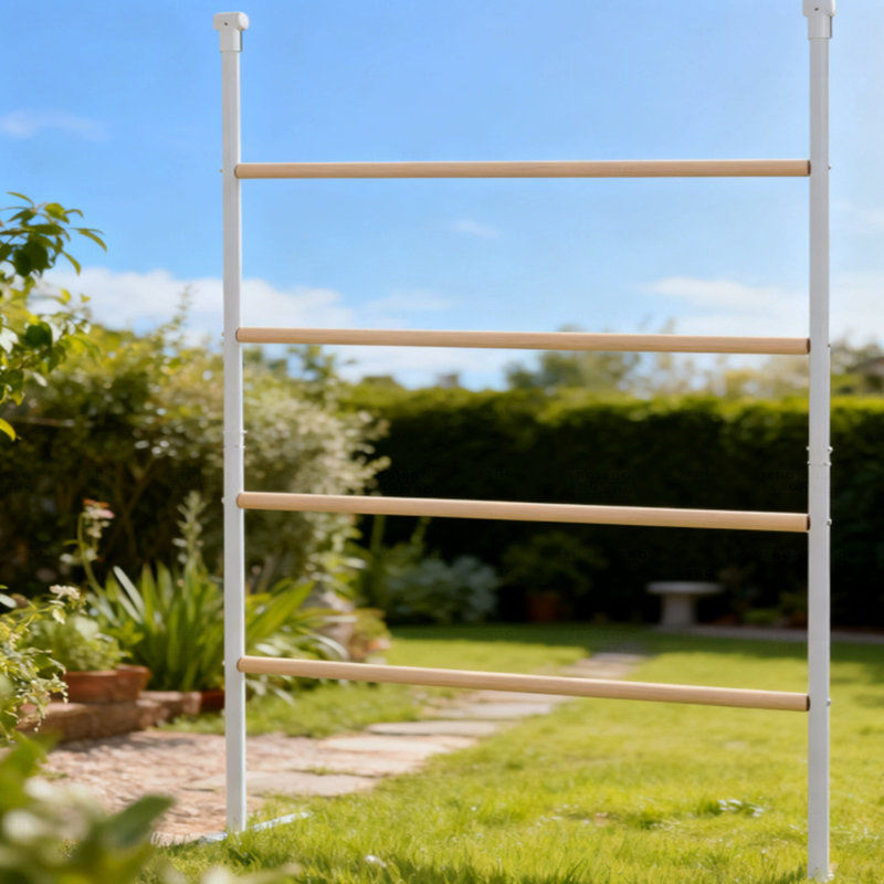Bar de repos pour poulailler Chost Roost Jungle Gym