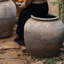 Grand pot en céramique antique-111638762