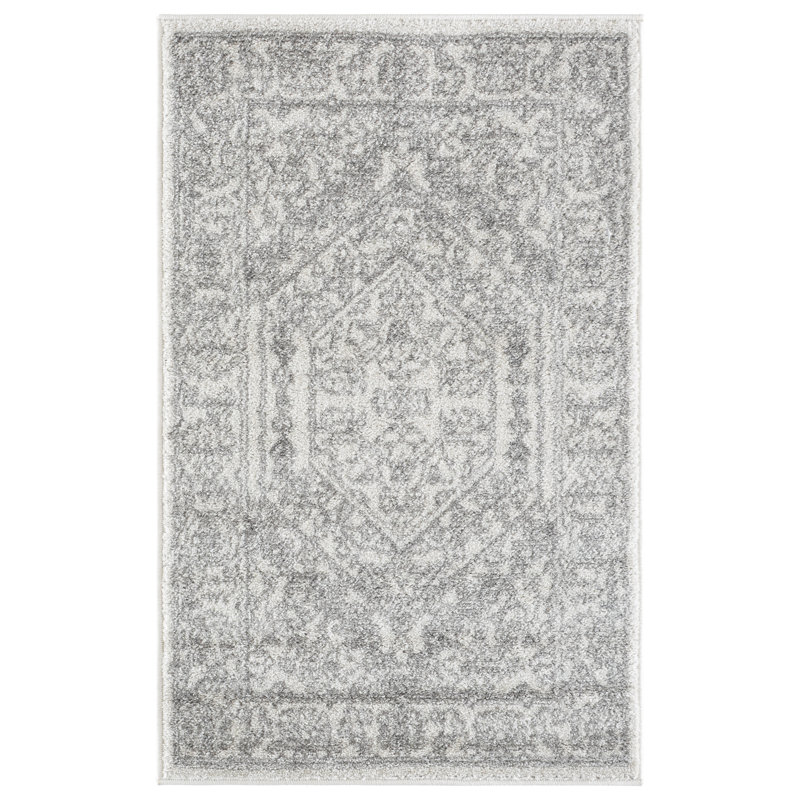 Nuss Performance Oriental Rug, Rectangle 2'6" x 4'