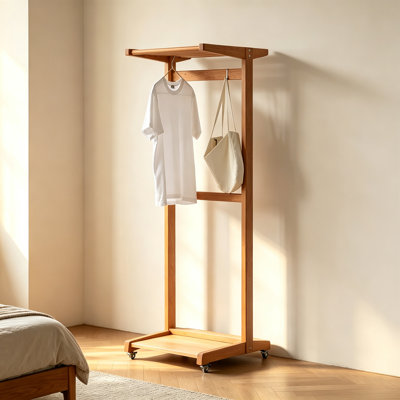 Portemanteau roulant en bois massif