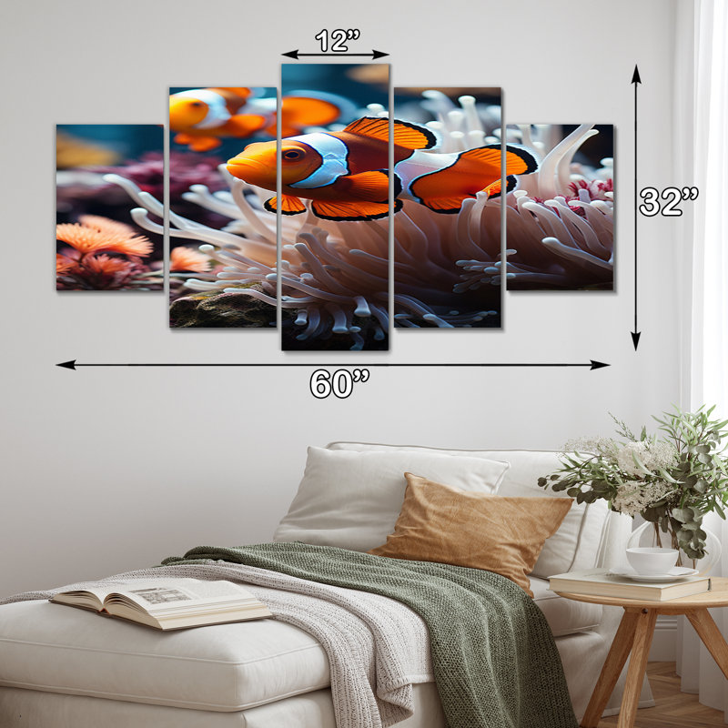 «Orange clownfish», impression sur toile - 5 animaux