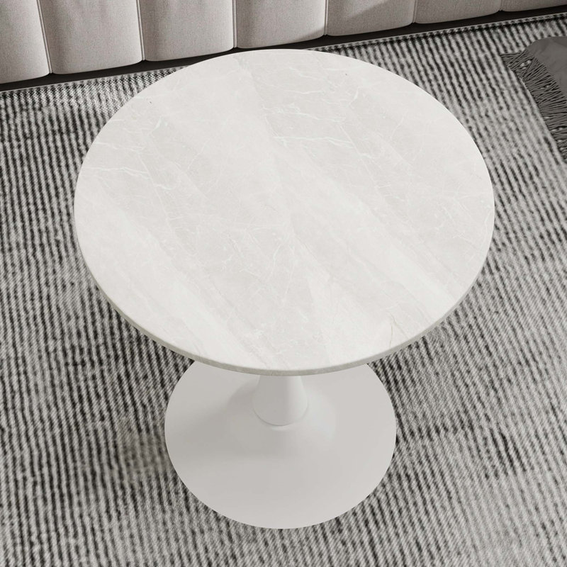 Table basse Mid-Century moderne avec plateau en marbre pour une vie polyvalente