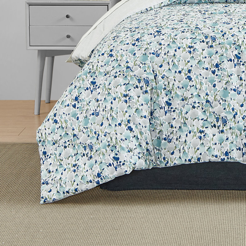 Olivia Blue Twin Reversible Cotton Comforter Set