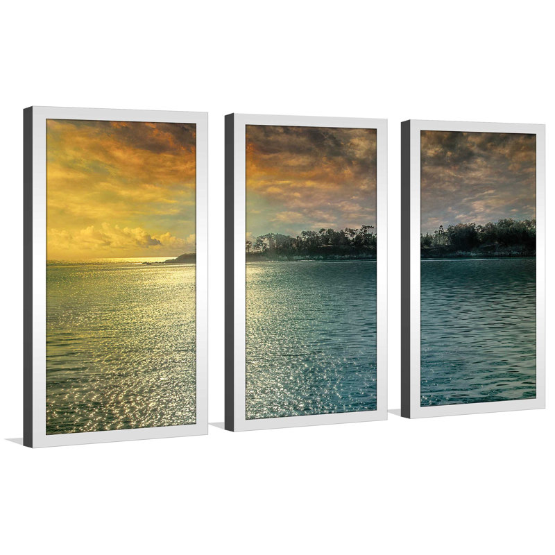 Mystic Island par Mike Calascibetta - cadre photo 3 pièces, impression multi-pièces, L 40,5 po x H 25,5 po x P 1 po