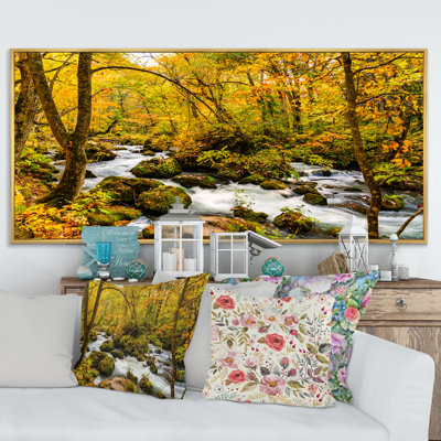 «Mountain Stream in Autumn Colors II», peinture sur toile