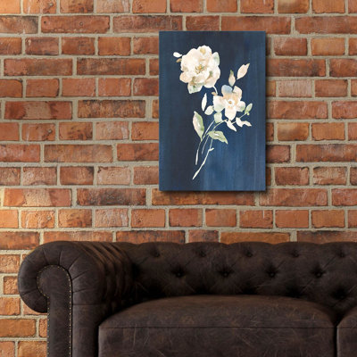 «White Florals Of Summer 4» par Danhui Nai, art mural en verre acrylique