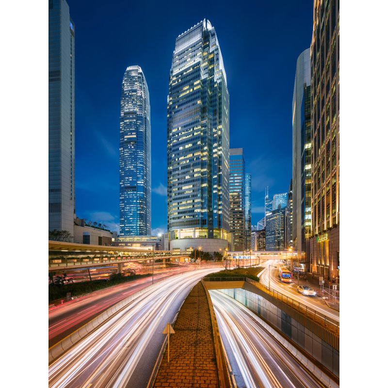 Junction par Michael Breitung - photographie, Papier avec cadre noir, H 31,25 po x l 25,25 po