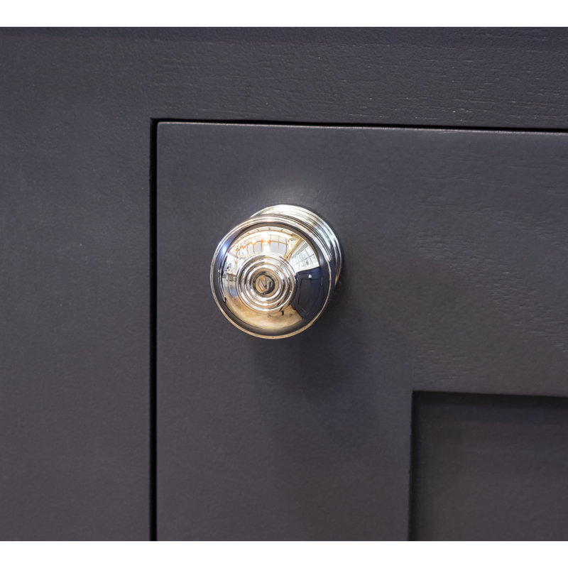 Prestbury 32mm Diameter Round Knob, Polished Chrome