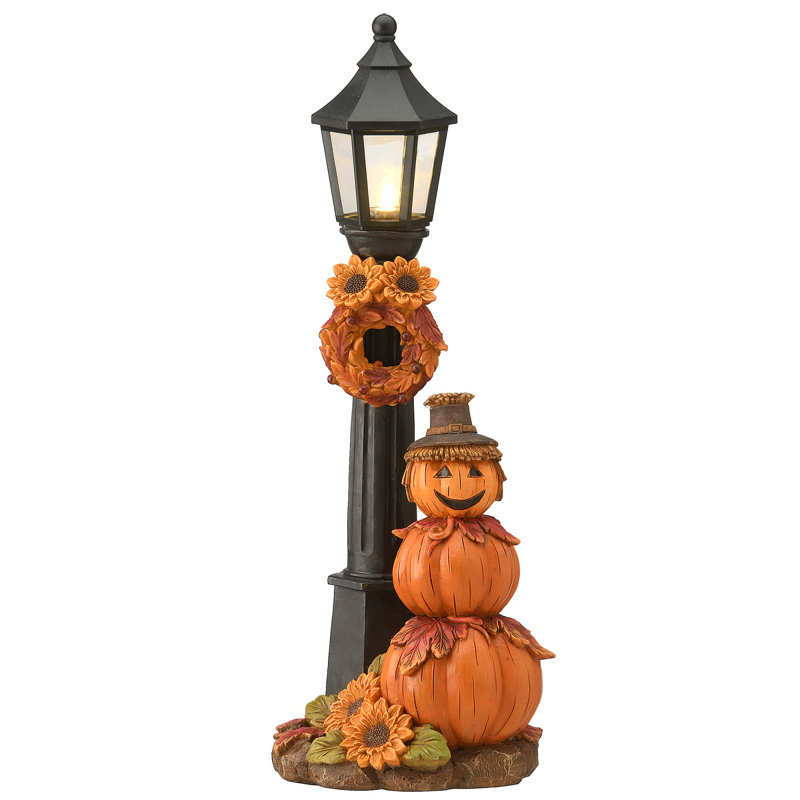 The Holiday Aisle® 14 "citrouille épouvantail et lampadaire