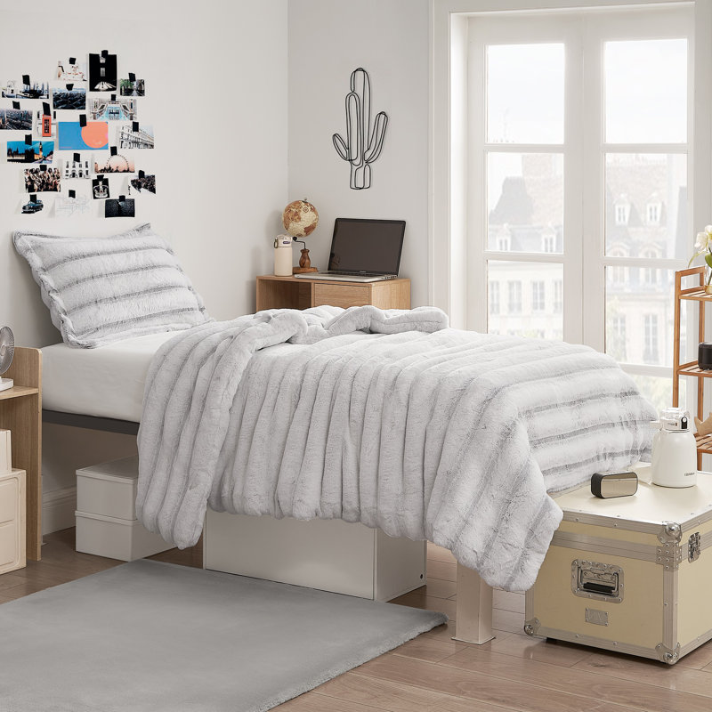 Ensemble d'édredon surdimensionné en fausse fourrure Coma, gris, Édredon pour grand lit + 2 taies décoratives sta