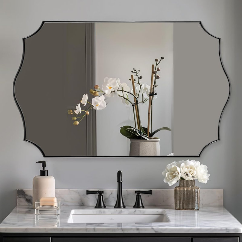 Miroir de salle de bain Anayalee Cadre en acier inoxydable, Noir mat, 48 po x 30 po