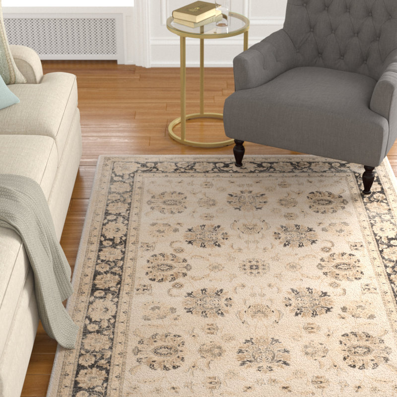 Tapis oriental ivoire / brun Mainville, Rectangle 5 pi 1 po x 7 pi 7 po
