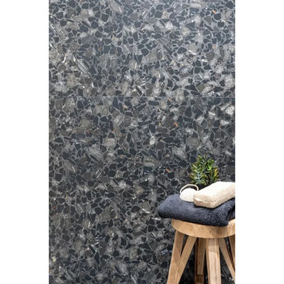 Terra Mia 36 po x 36 po Carreau de mur et de plancher en porcelaine matte (8,72 pieds carrés / caisse) - paquet de 1