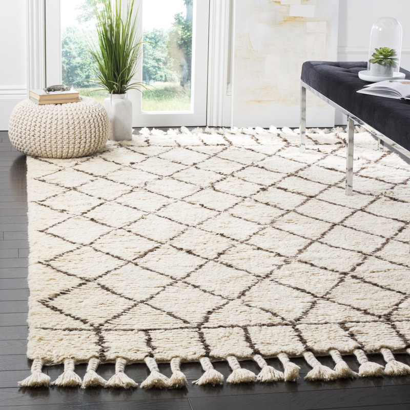 Janesville Geometric Wool Hand Woven Area Rug, Rectangle 122 x 183 cm