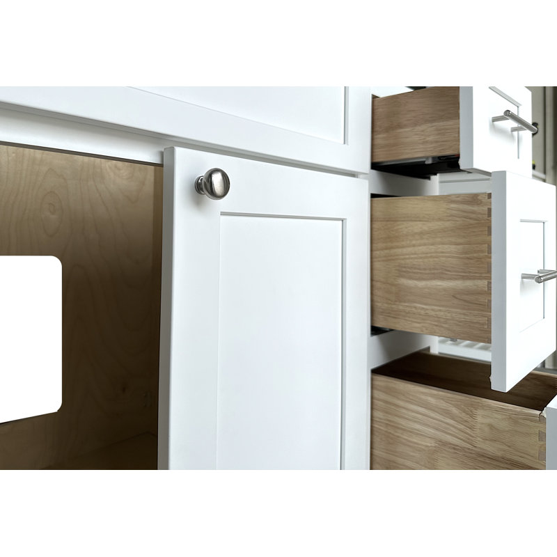 White Shaker Freestanding Bathroom Vanity with Quartz Top