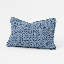 Coussin lombaire au crochet bleu 35 x 53 cm