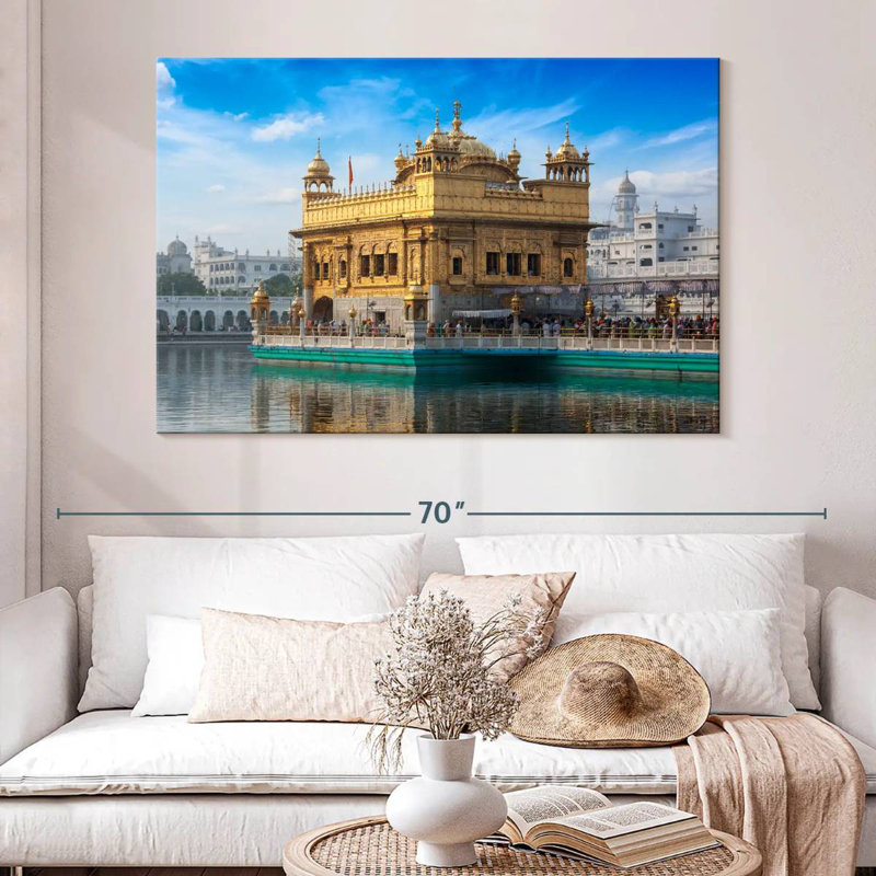 Lilie India's Golden Temple, H 34 po x l 51 po