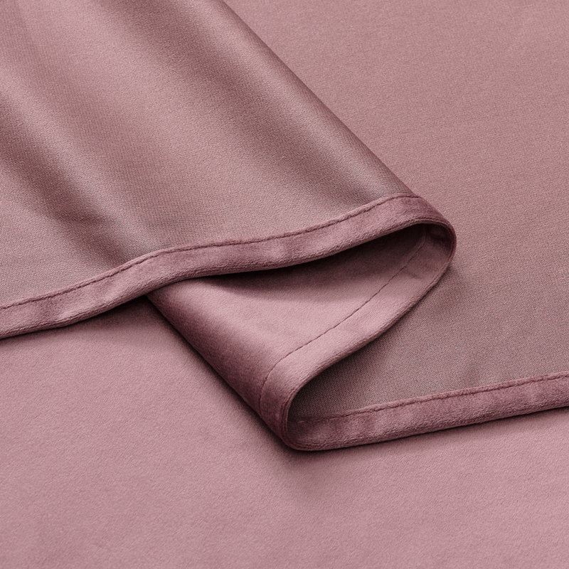Paire de rideaux obscurcissant en velours de couleur unie Deavion, L 52 po x L 63 po, Rose