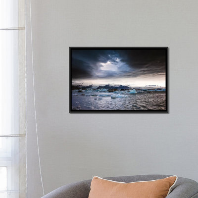 « oragey weather over jokulsarlon, islande » par matteo colombo, reproduction d’impression sur toile tendue