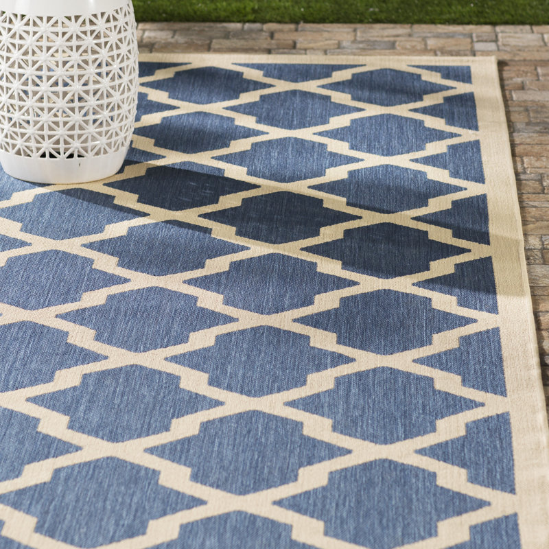 Tapis intérieur / extérieur bleu / beige Bordeaux, Rectangle 4 pi x 5 pi 7 po