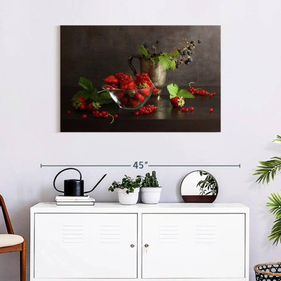 Yarlin Midsummer Berries