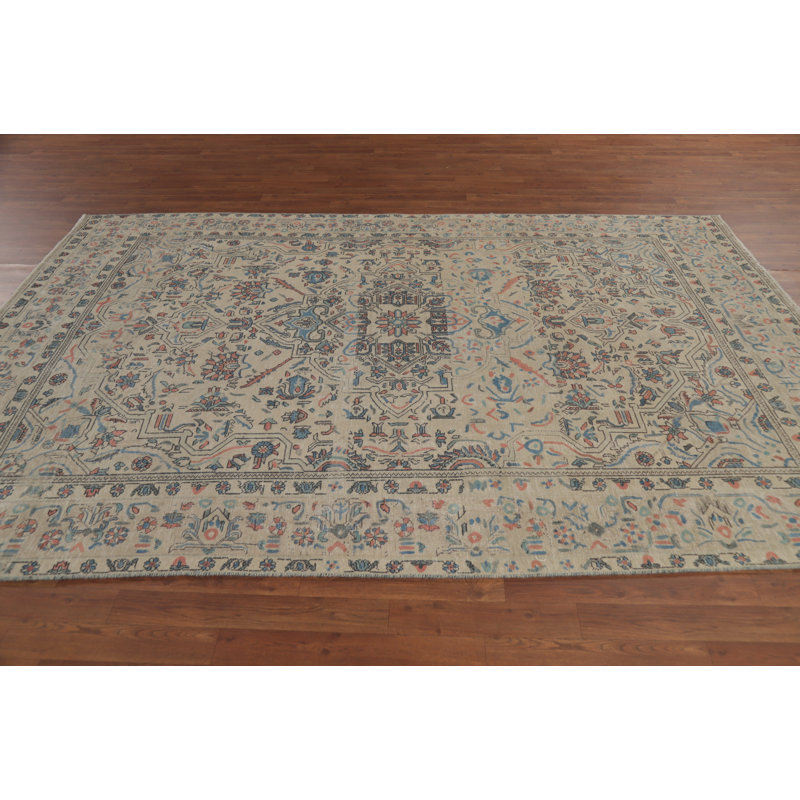 Tapis traditionnel en laine vieillie 6 x 9