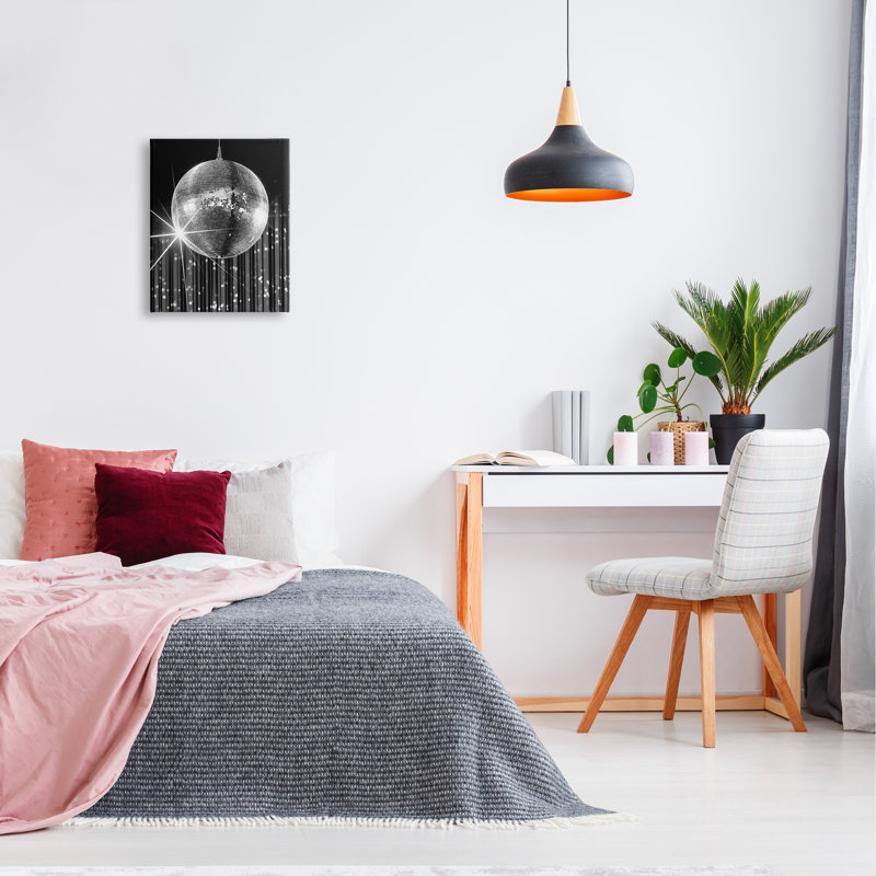Boule disco noire, H 20 po x l 16 po x P 1,5 po