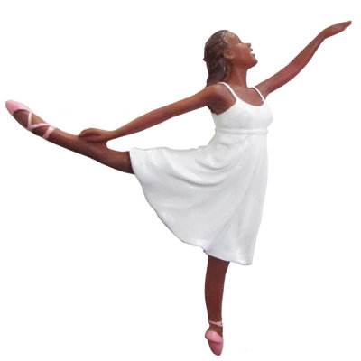 Figurine suspendue ballerine afro-américaine romantique