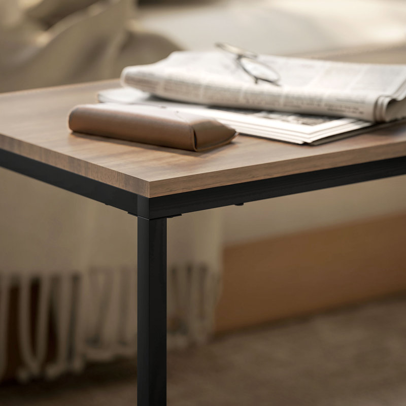 Ensemble de 3 tables basses gigognes pour salon Nesting, brun