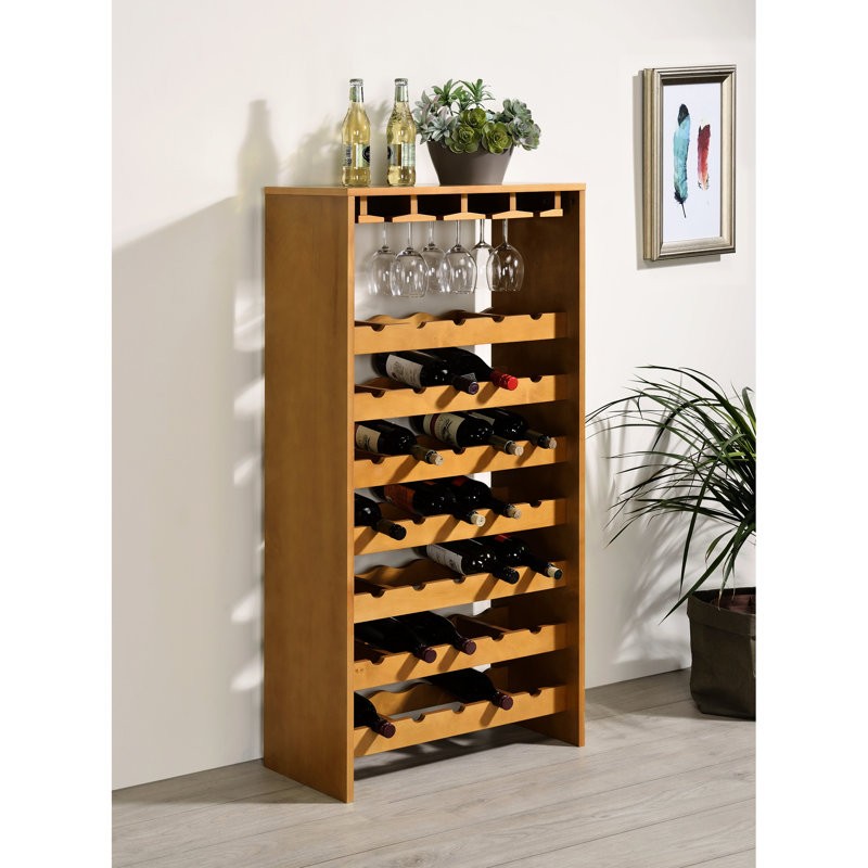 Support à vin pour 35 bouteilles en finition chêne, tablette à 7 niveaux, 4 porte-gobelets, panneau de particules, profondeur de 12 po, largeur de 24 po, hauteur de 48 po, plancher de 3 po, limite de poids de 100 lb, verrerie Kd intégrée et porte-verres à pied