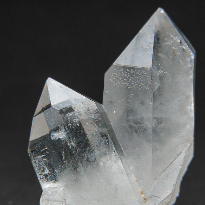 Véritable grappe de cristal de quartz transparent du Brésil (228,4 grammes)