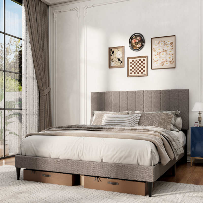 Grand lit plateforme tapissier, Gris