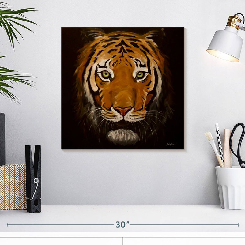 Crowle Tiger Features, 16" H x 16" W