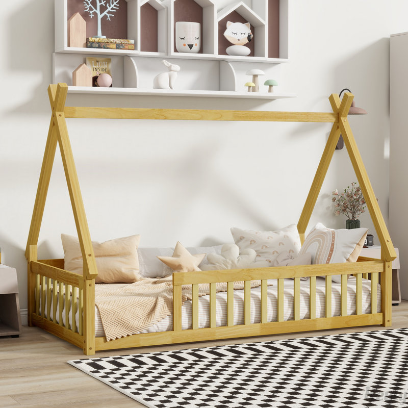 Tent-shaped Floor Bed, Natural