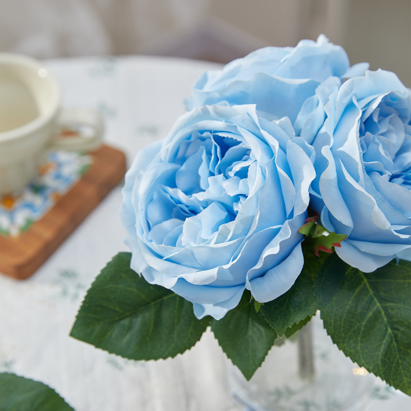 Faux Silk Roses in Glass Vase for Home or Lavatory Decoration, Blue