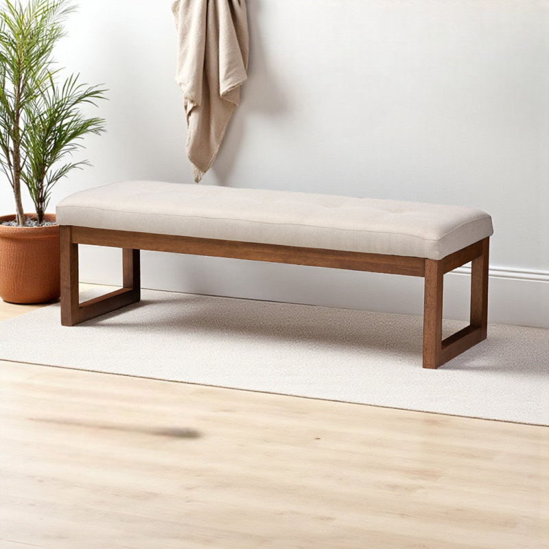 Banc rembourré beige clair avec bois fini noyer Crivello, H 17,32 po x l 52,17 po x P 18,9 po, Beige clair