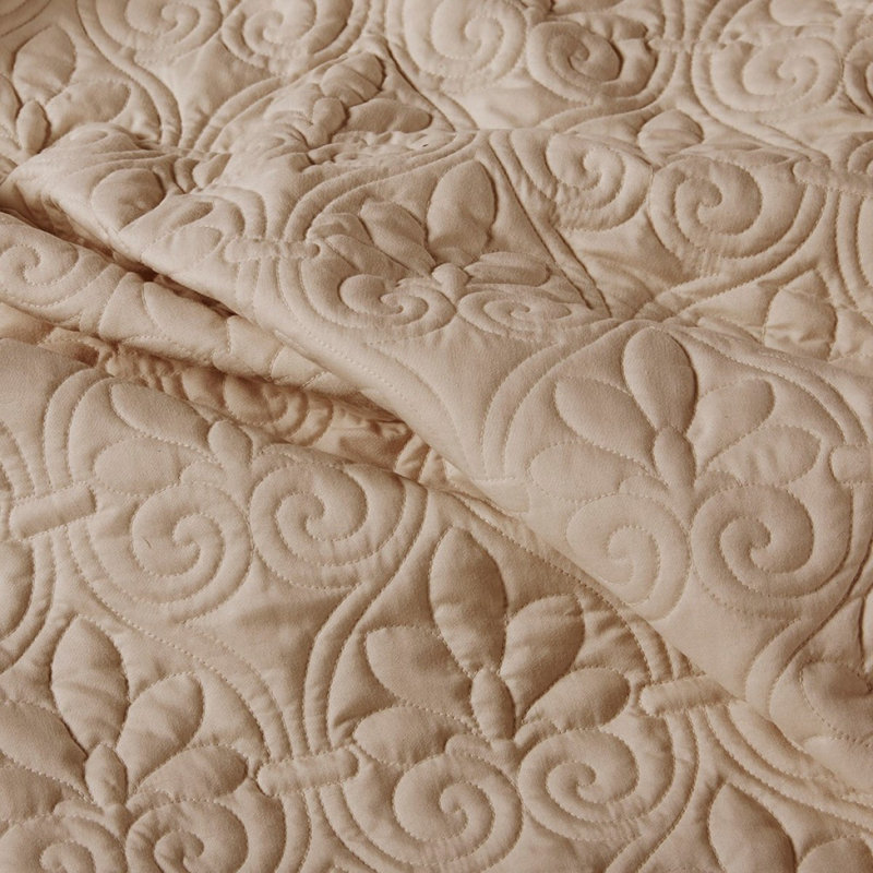 3 Piece Split Corner Pleated Quilted Bedspread Khaki King