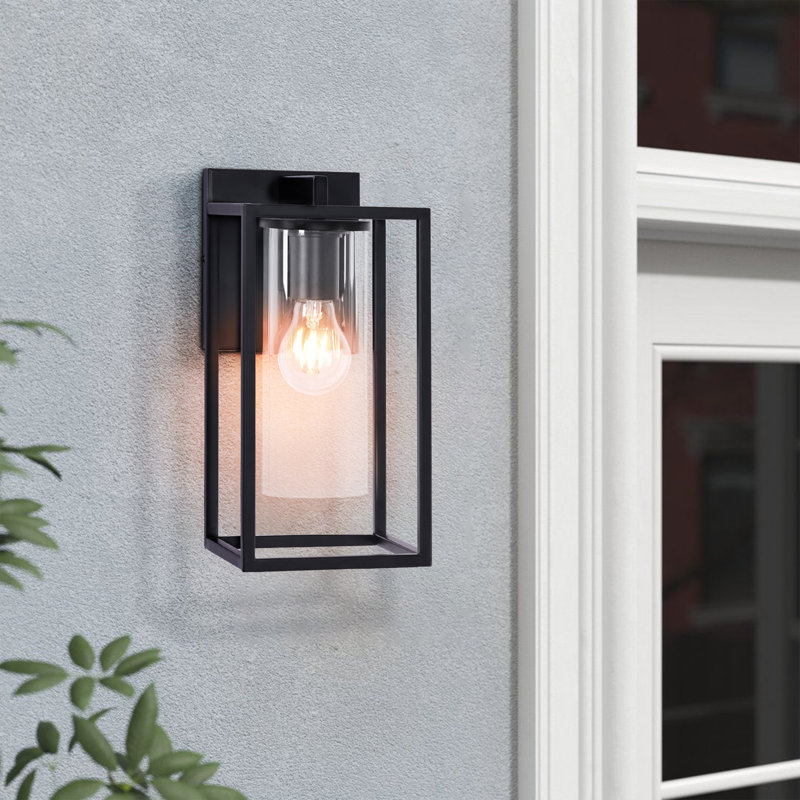 Lanterne murale d'extérieur 1 lumière Tiernan, H 12,15 po x l 5,75 po x P 8,05 po, Noir mat