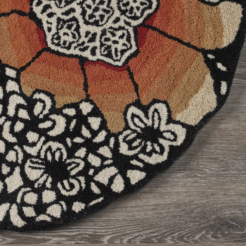 Adrienna Hand Tufted Floral Indoor Rug, Round 4'